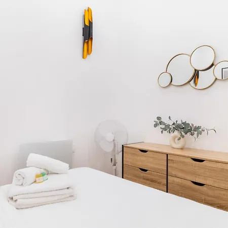 Apartment Bel Cosy Situe Pres Des Halles - 4p *